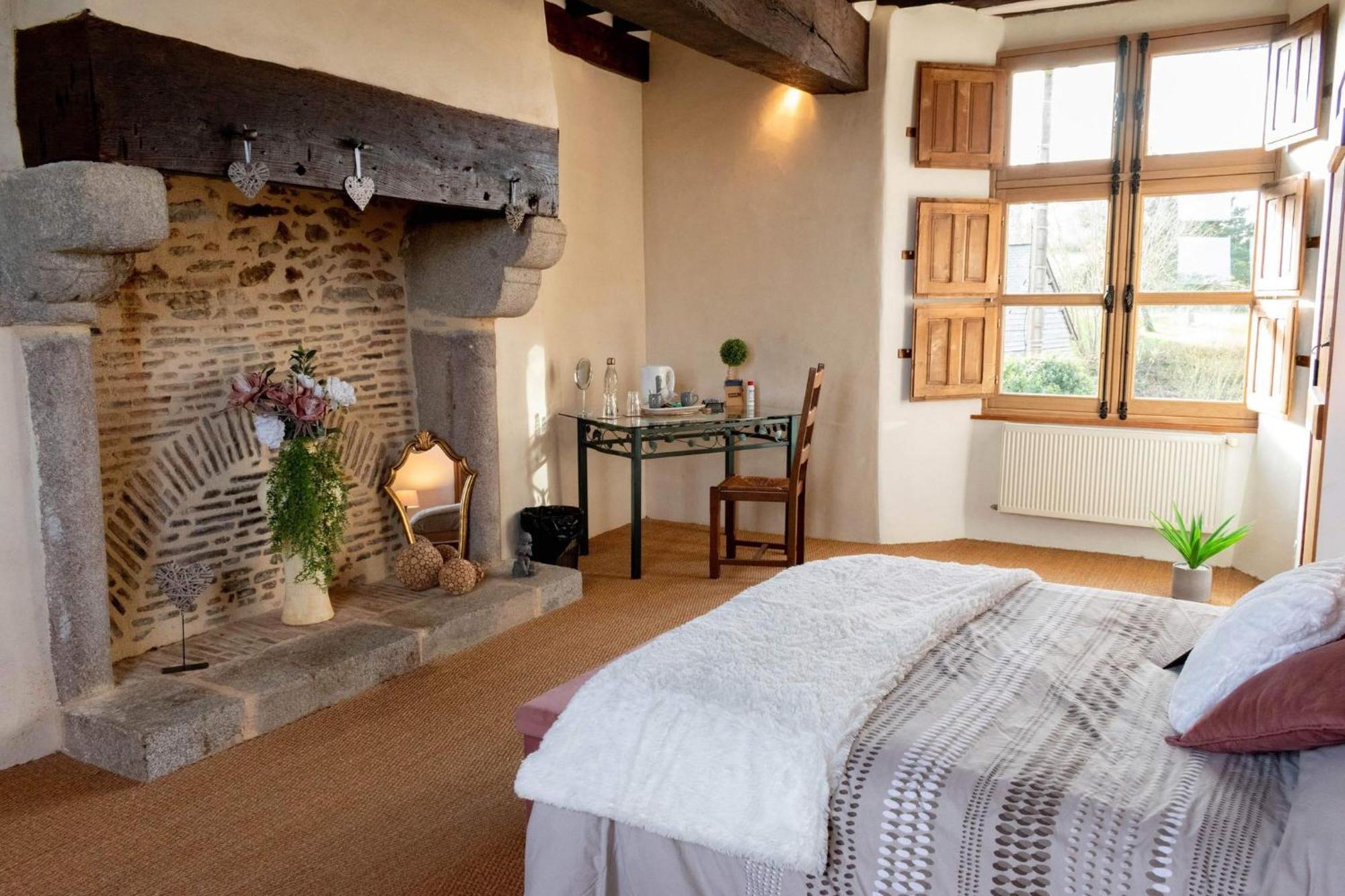 Manoir De La Coudre Hotel Changé Екстериор снимка